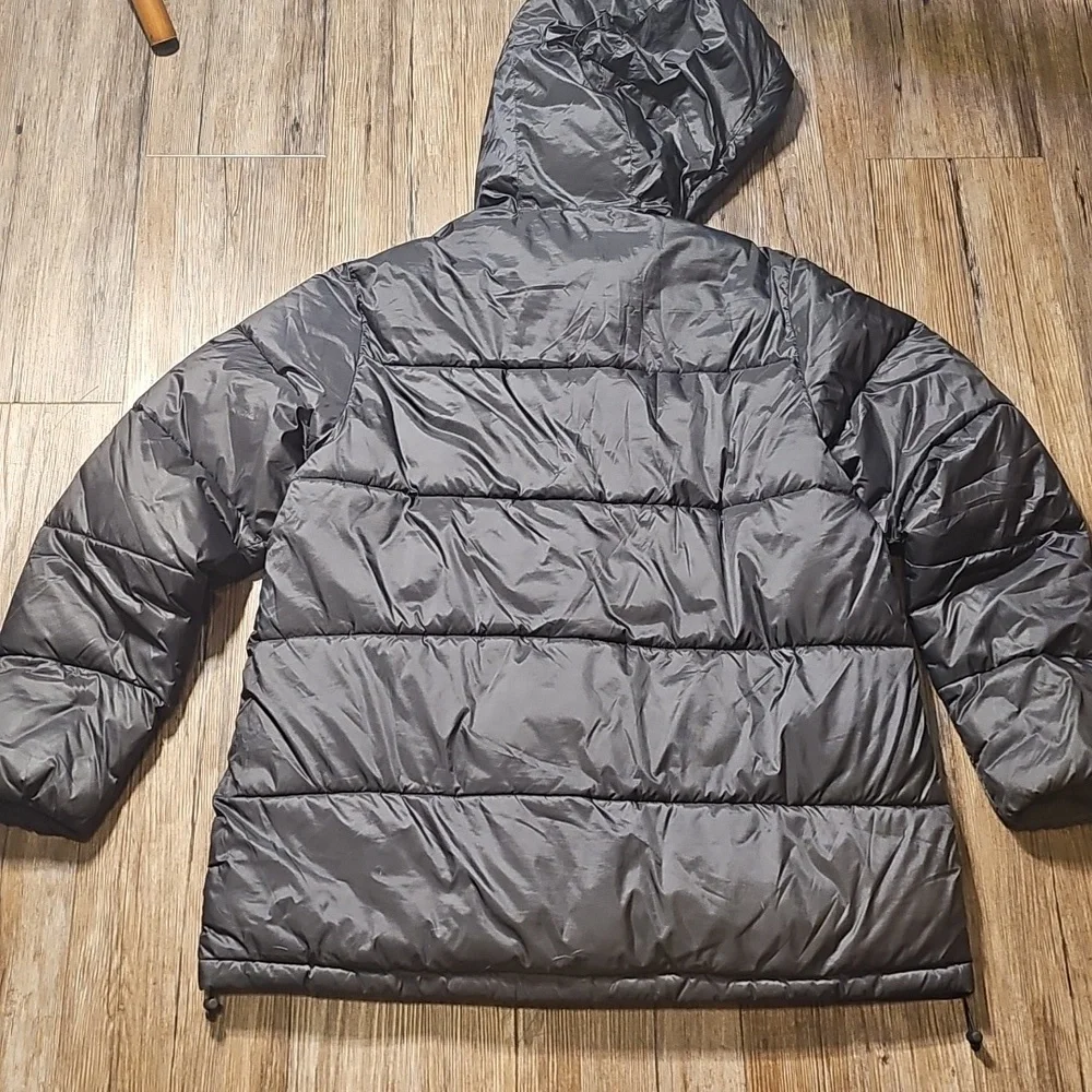 Womens Everlane Renew Puffy Puff Jacket Medium - Picture 5 of 5